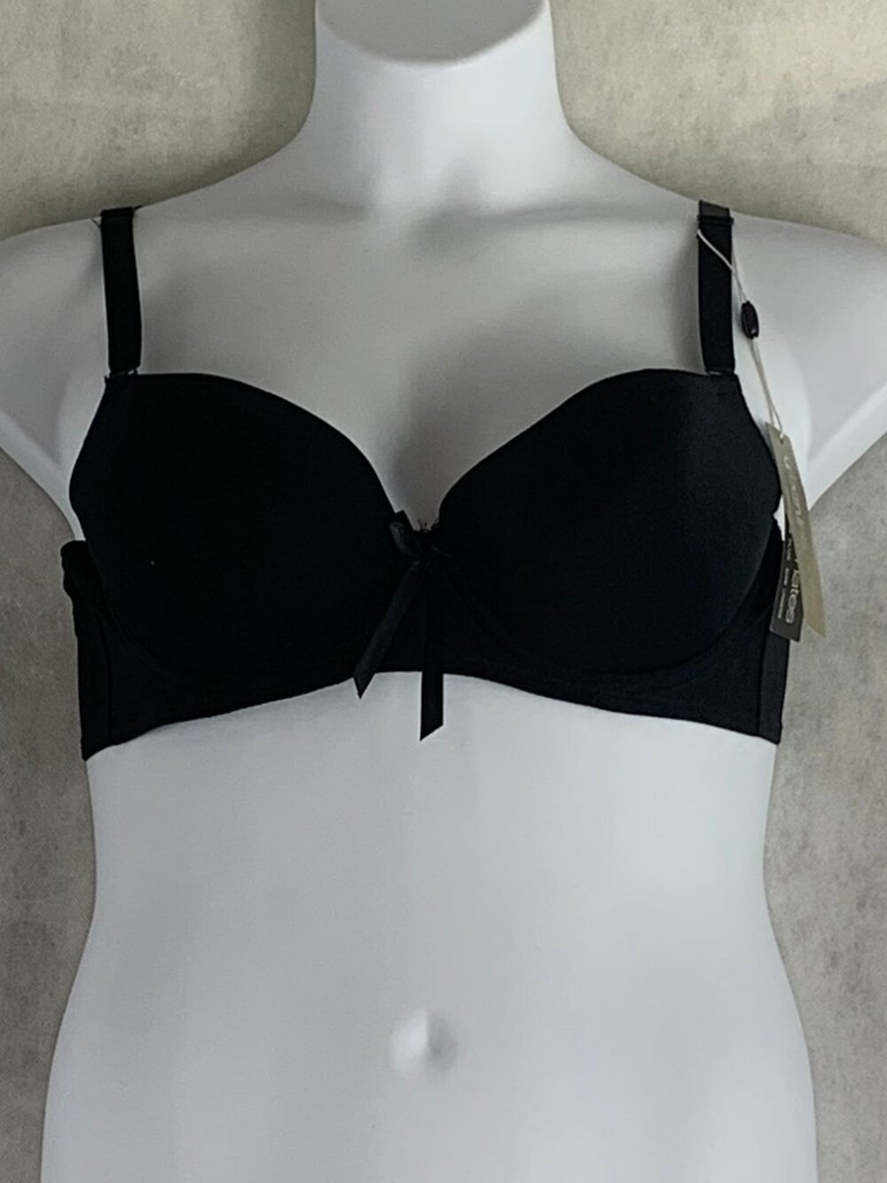 Urban Intimates Everyday Extraordinary Multi-Way Plunge Bra, Black, 34DD
